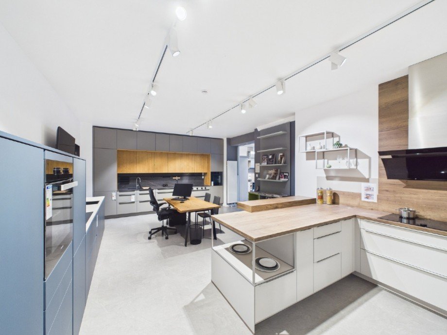 Verkaufsraum 2 (ca. 37m�) Ladenlokal Sprockh�vel