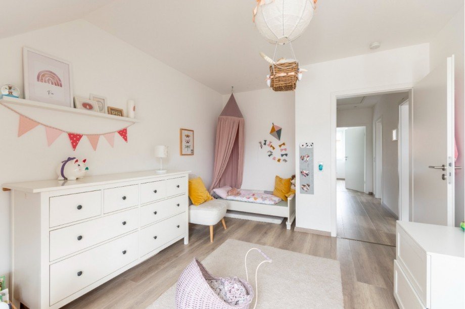 Kinderzimmer II Doppelhaush�lfte Sprockh�vel