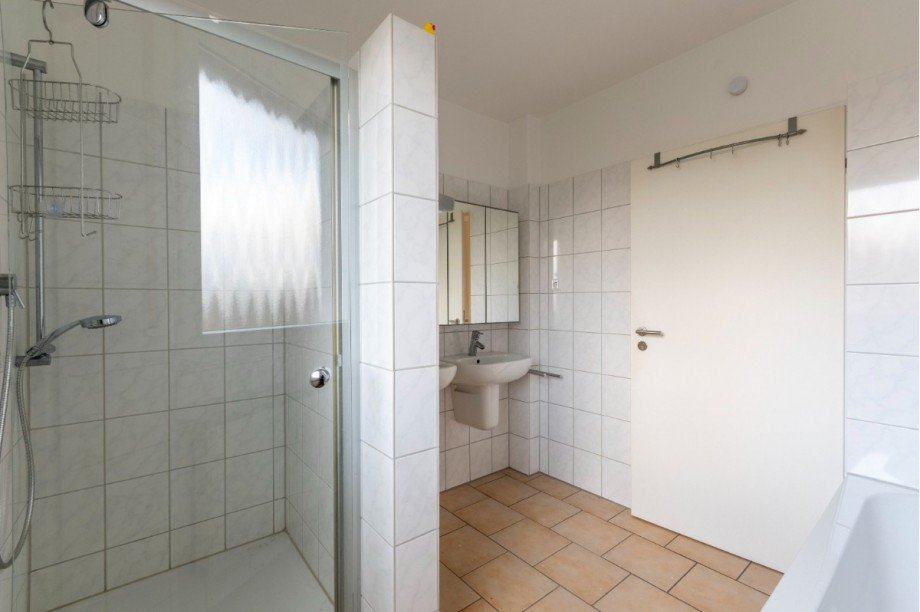 Wohnung 1. OG Mehrfamilienhaus Sprockh�vel