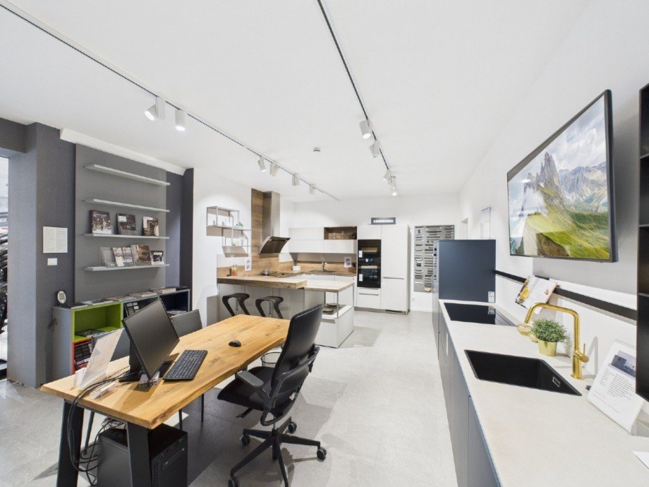 Verkaufsraum 2 (ca. 37m�) Ladenlokal Sprockh�vel