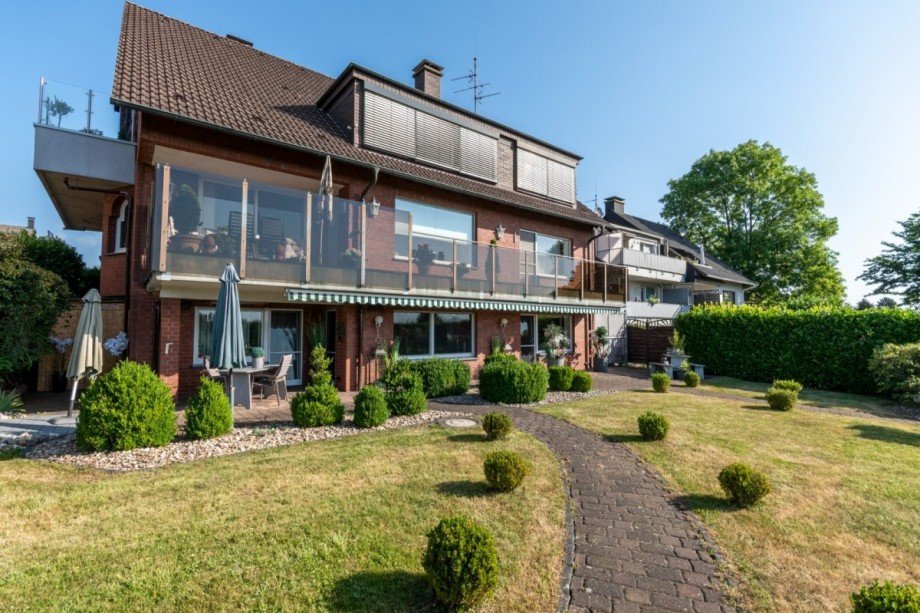 Hausansicht Gartenseite Erdgeschosswohnung Sprockh�vel