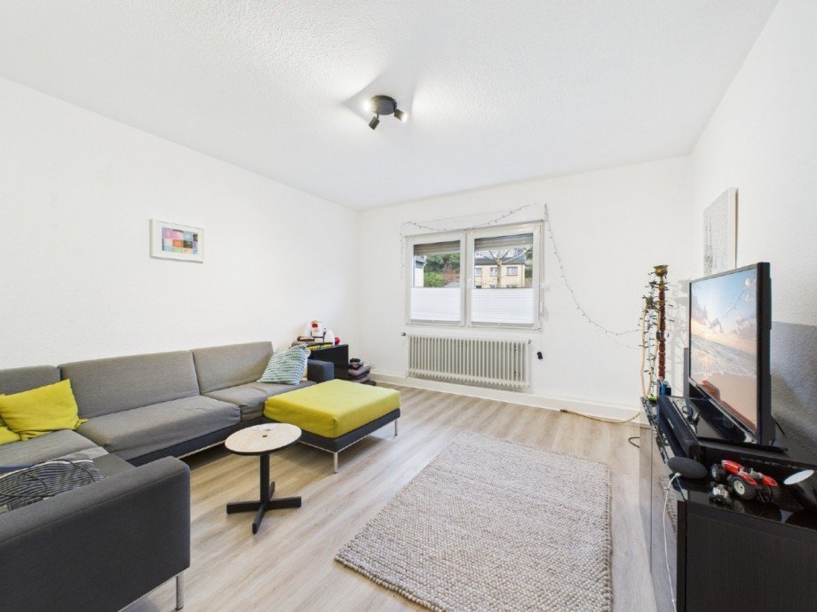 Wohnzimmer OG1 Mehrfamilienhaus Wuppertal