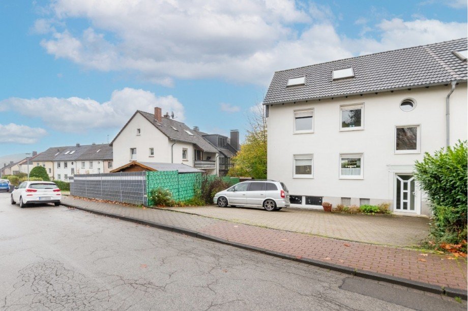 Hausansicht Mehrfamilienhaus Sprockh�vel