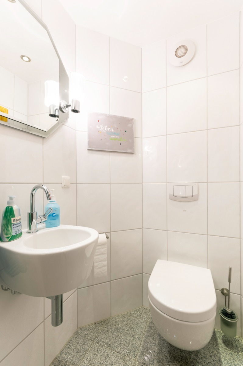 G�ste-WC Erdgeschosswohnung Sprockh�vel