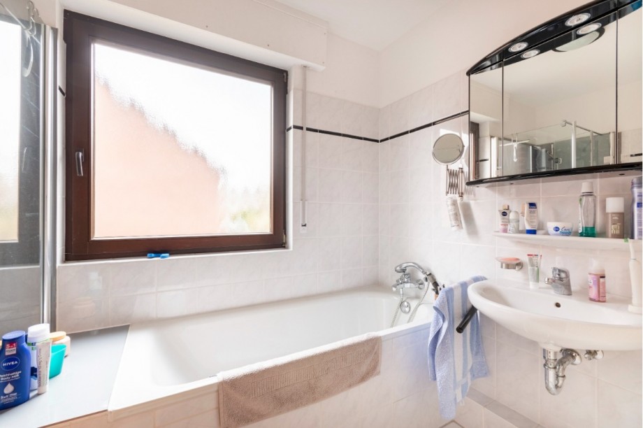 Badezimmer OG Reihenendhaus Wuppertal