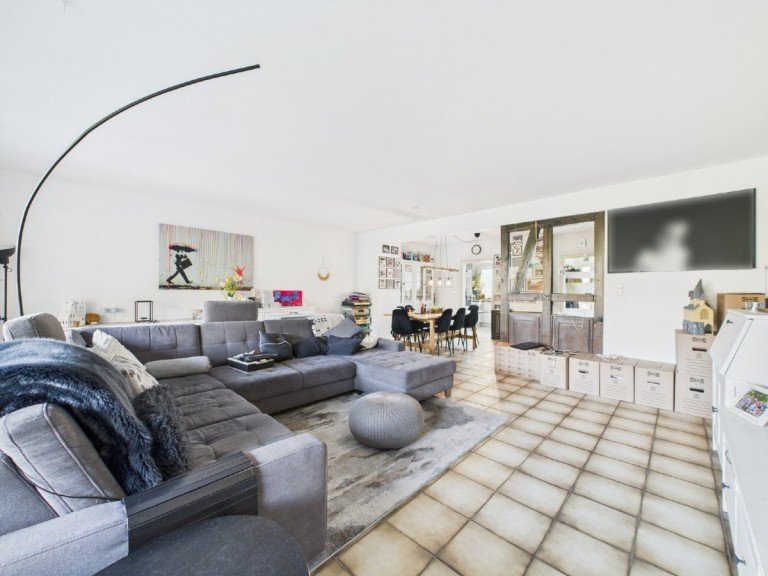 Wohnzimmer Sprockh�vel Reihenhaus Gro�z�giges Reihenhaus mit Garten in Hattingen-Bredenscheid