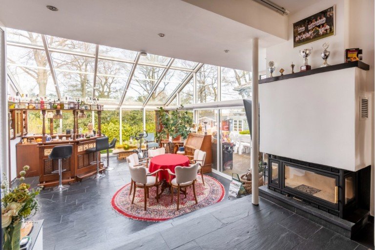Wintergarten Sprockh�vel Haus Exklusiver Bungalow in gefragter und ruhiger Wohnlage von Sprockh�vel (Nie�brauchrecht)