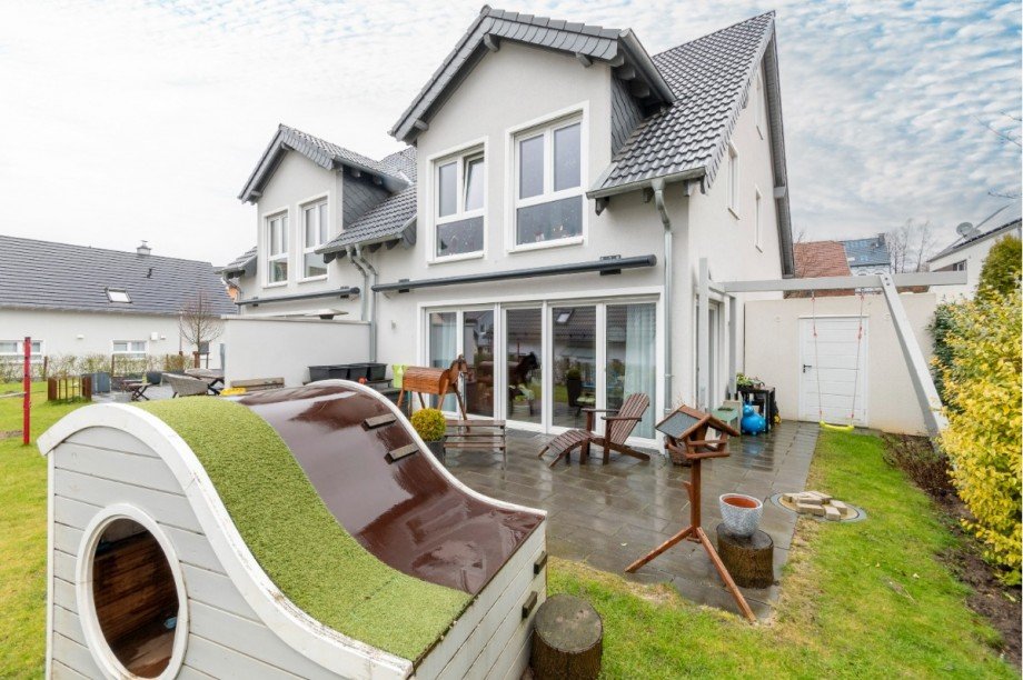 Garten/Terrasse Doppelhaush�lfte Sprockh�vel