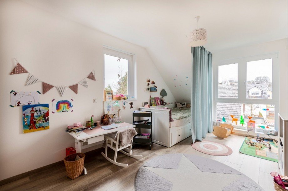 Kinderzimmer I Doppelhaush�lfte Sprockh�vel