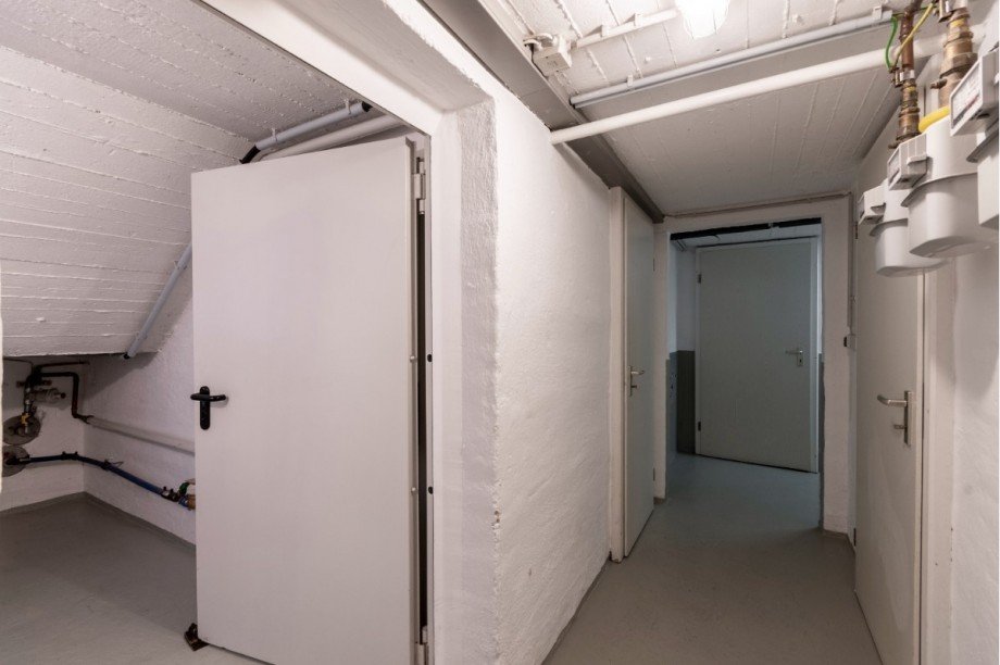 Keller Mehrfamilienhaus Sprockh�vel