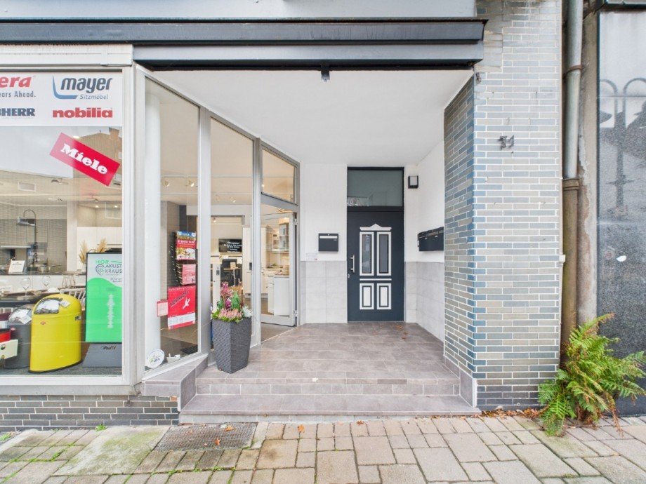 Eingang Ladenlokal Ladenlokal Sprockh�vel