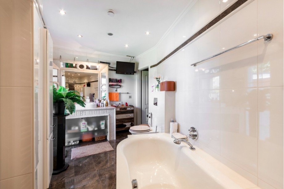 Badezimmer Haus Sprockh�vel