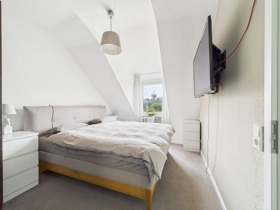 Schlafzimmer Dachgeschosswohnung Sprockh�vel