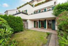 Hausansicht Attraktive Eigentumswohnung mit Garten und Terrasse im beschaulichen Sprockh�vel-Herzkamp