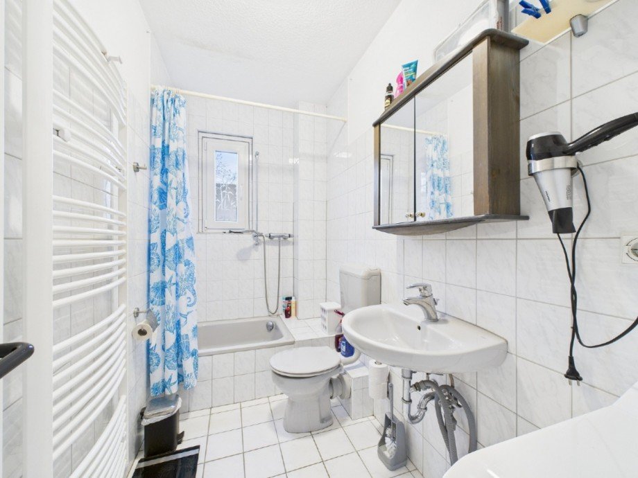 Badezimmer EG Mehrfamilienhaus Wuppertal