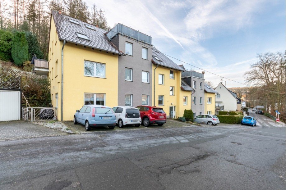 Hausansicht Dachgeschosswohnung Wuppertal