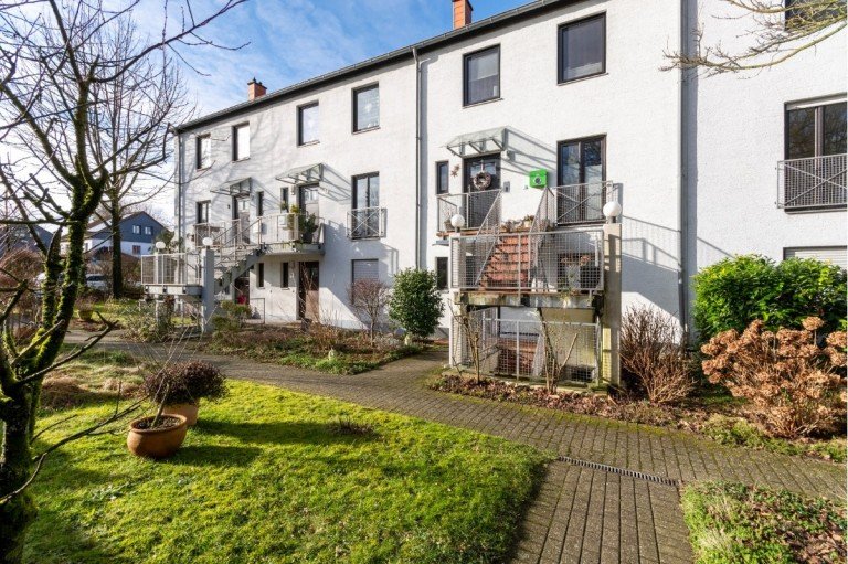 Hausansicht M�lheim Erdgeschosswohnung Attraktive ETW mit Terrasse und Garten in bevorzugter Wohnlage von M�lheim-Hei�en (Heimaterde)
