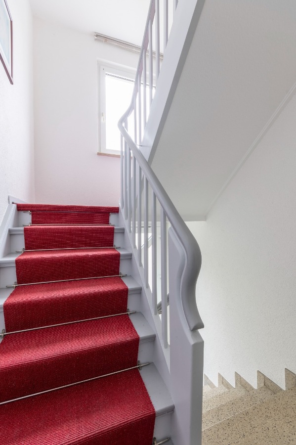 Treppenflur Mehrfamilienhaus Sprockh�vel