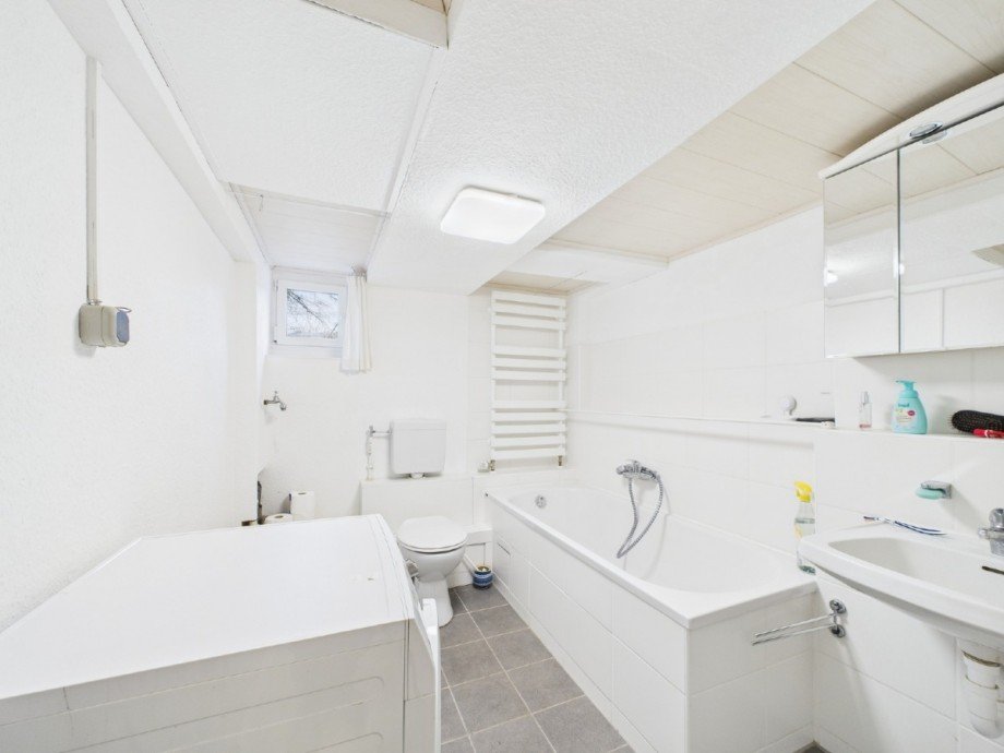 Badezimmer Keller Mehrfamilienhaus Wuppertal