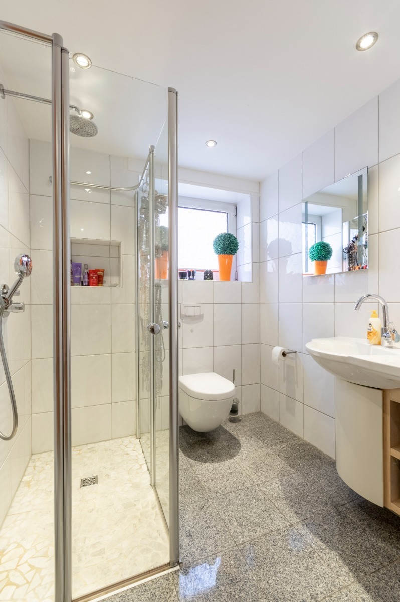 Badezimmer Erdgeschosswohnung Sprockh�vel