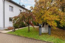 Hausansicht Gepflegte Praxis-/B�rofl�chen in Sprockh�vel zu vermieten