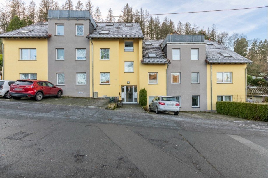 Hausansicht Dachgeschosswohnung Wuppertal