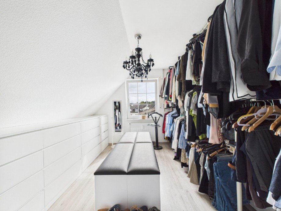Ankleidezimmer/Arbeitszimmer Maisonettewohnung Sprockh�vel