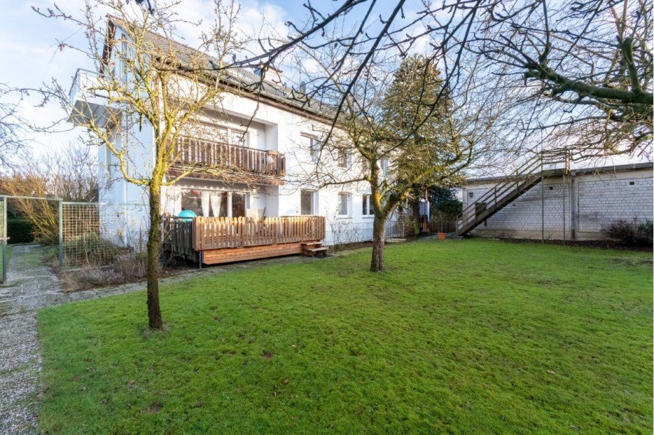 Hausansicht Mehrfamilienhaus Sprockh�vel
