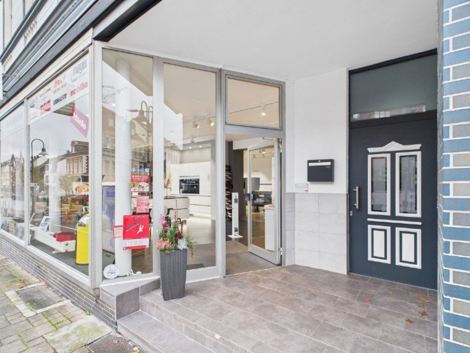 Ladenlokal Eingang Ladenlokal Sprockh�vel