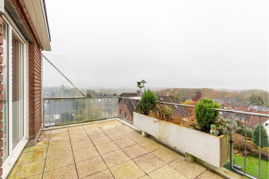 Gro�e Balkonterrasse Maisonettewohnung Witten