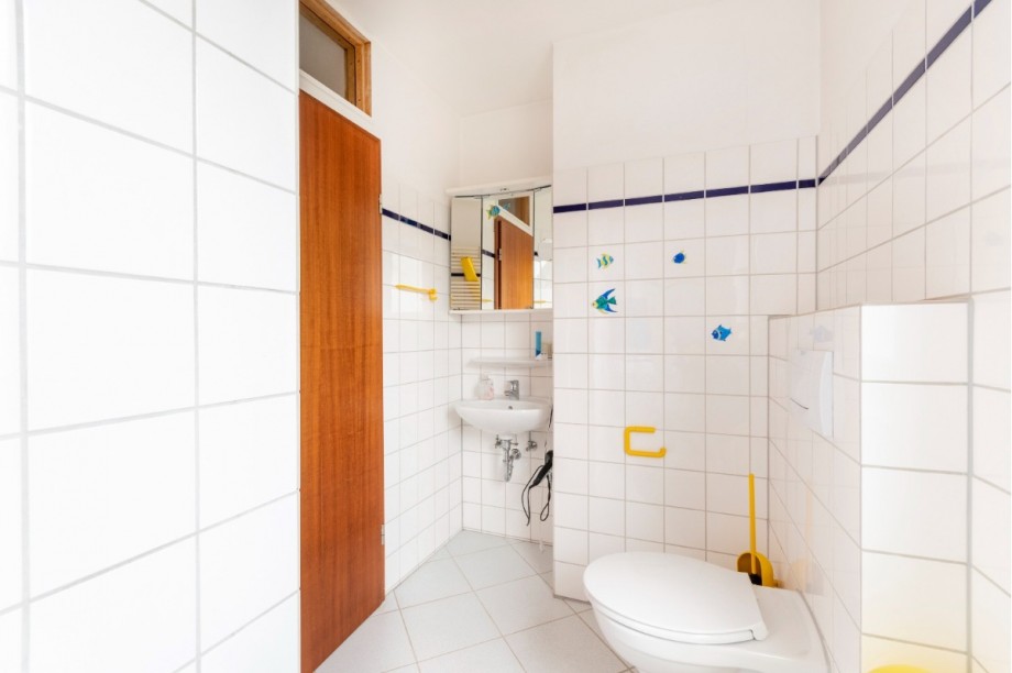Badezimmer Dachstudio Reihenendhaus Wuppertal
